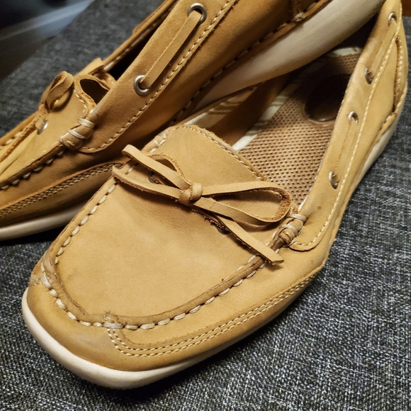 Bass Boater Sz 7 camel tan color - Picture 3 of 4